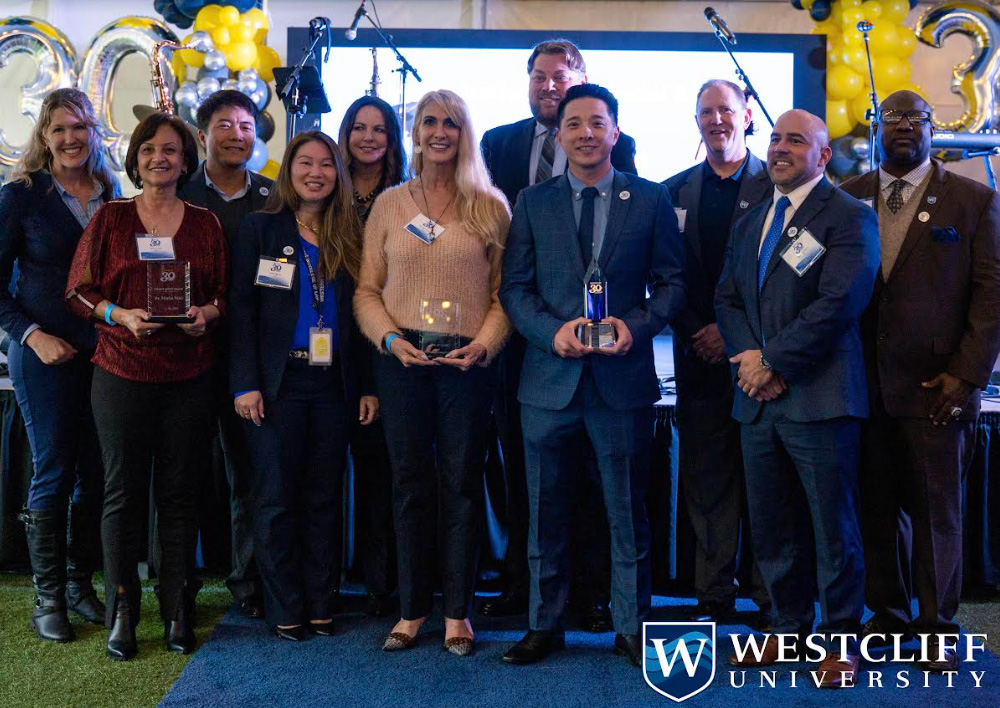 WESTCLIFF UNIVERSITY COMMEMORATES 30 YEARS